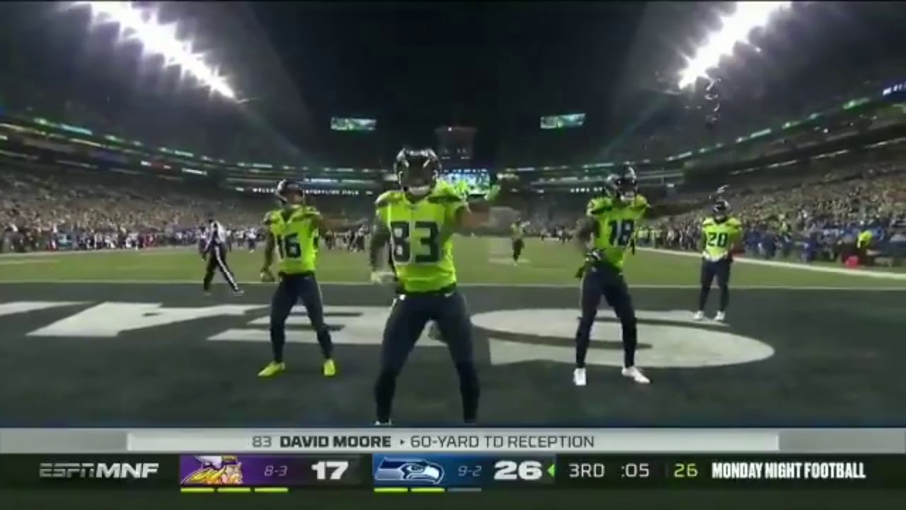 David Moore and the Seattle Seahawks “New Edition” TD Celebration